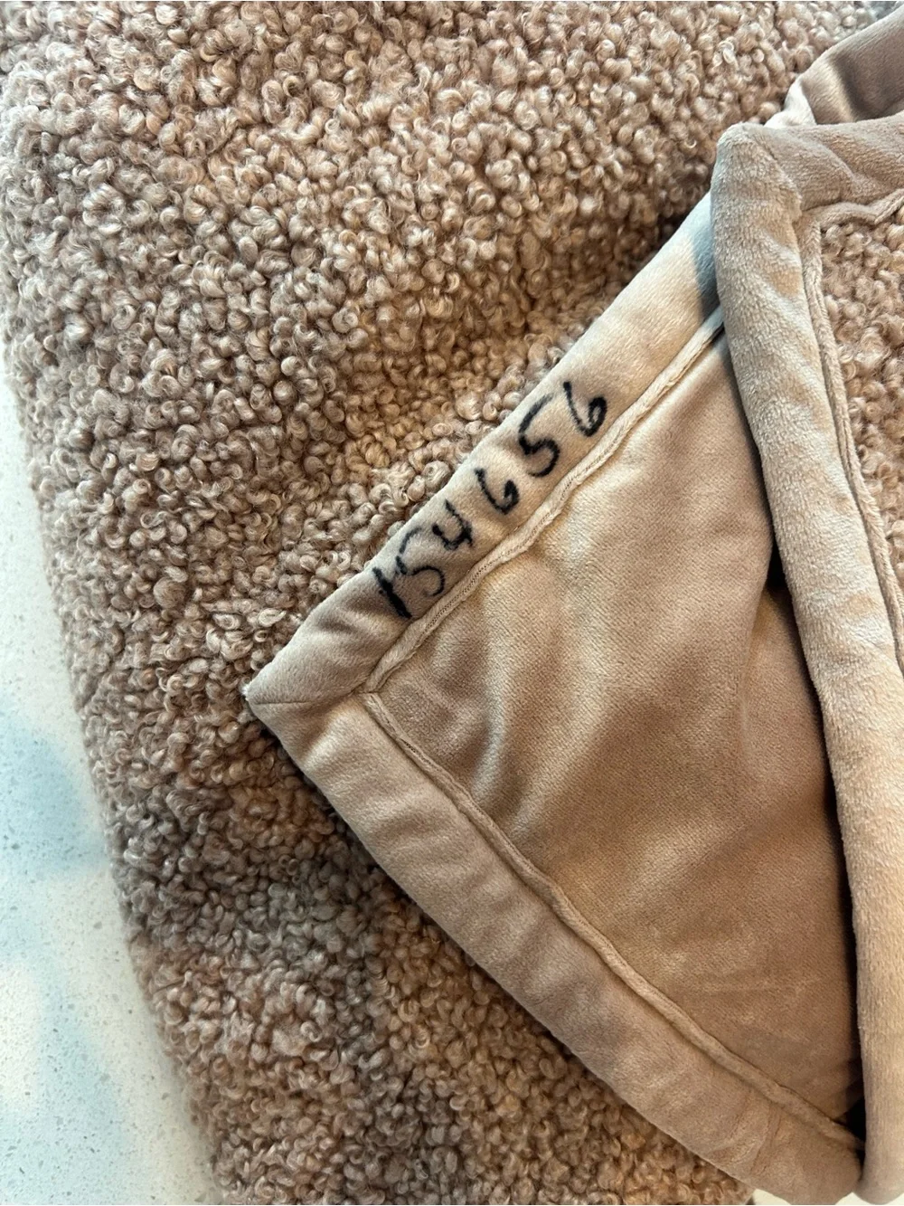Pottery Barn Cozy Teddy Faux Fur Throw Blanket Rosebud 60” x 80” NWOT